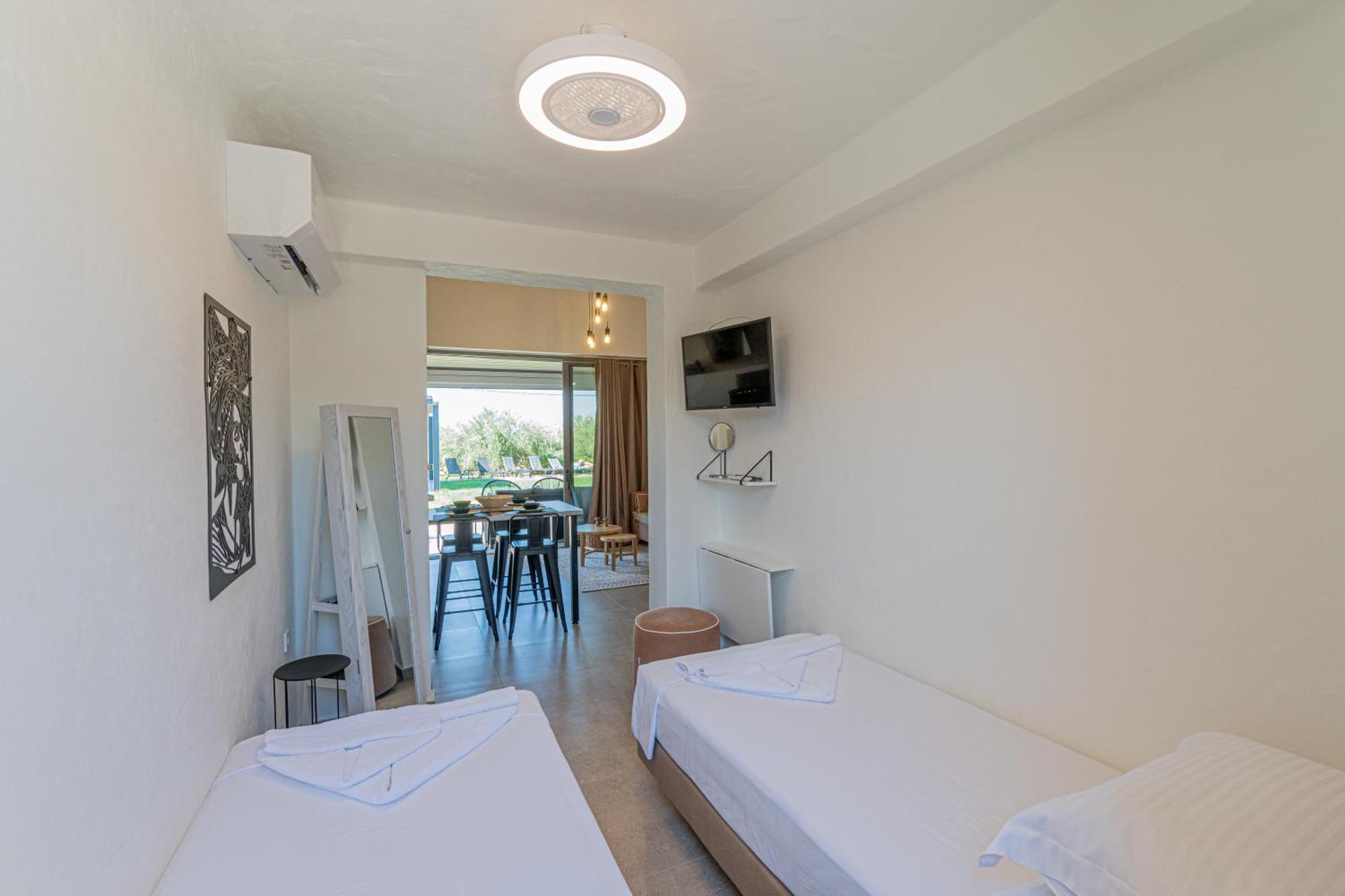 Irissa Suites Paralia Irion Bilik gambar